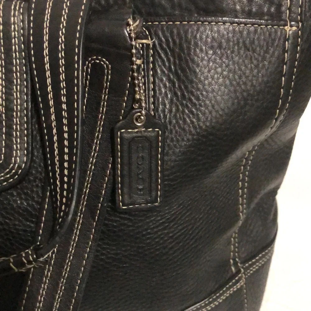 Coach Hamptons Leather Tote Bag - Picture 8 of 13